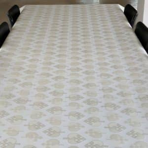 Textildug Julehjerter hvid med antiskrid, 140 cm, J1005