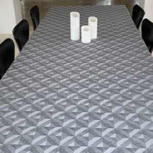 Textildug Grå firkanter, 140 cm, VT0020 fra munketex