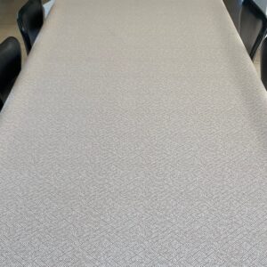 Tekstildug Beige og hvid labyrintmønster, antiskrid, 140 cm, VT0033 fra munketex